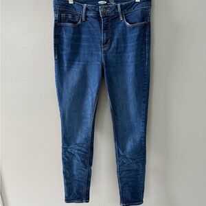 12L Old Navy Rockstar Super Skinny jeans